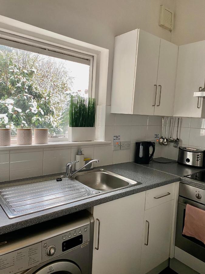 London Oval Apartment Luaran gambar